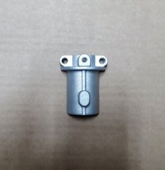 1/2 objínky hřídele křovinořezu - u motoru