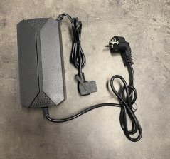 Nabíječka LiFePo 60V Selvo 31000Li, 41000Li