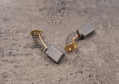 Uhlíky DS 920 - sada 2ks