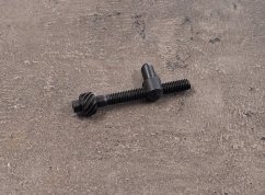 Hřídelka šneku napínání řetězu