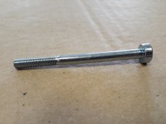 Šroub M5x60