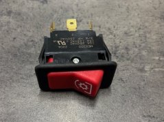 Spínač 8006 K46N1T2 - zapínání sečení Wisconsin Spínač 8006 K46N1T2 - zapínání sečení Wisconsin