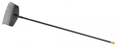 Fiskars 1063090 Solid™ - hrábě s násadou