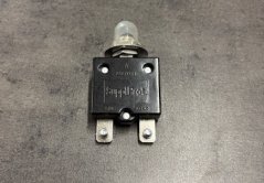 Tepelná pojistka pod sedačkou SELVO 4800/i4600