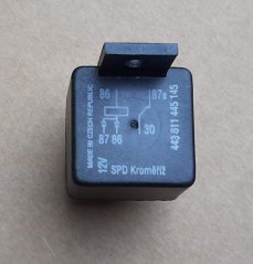 Relé 12V-9445.145 Relé 12V-9445.145