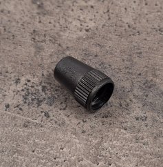 Převlečná plastová matice trubky postřikovače